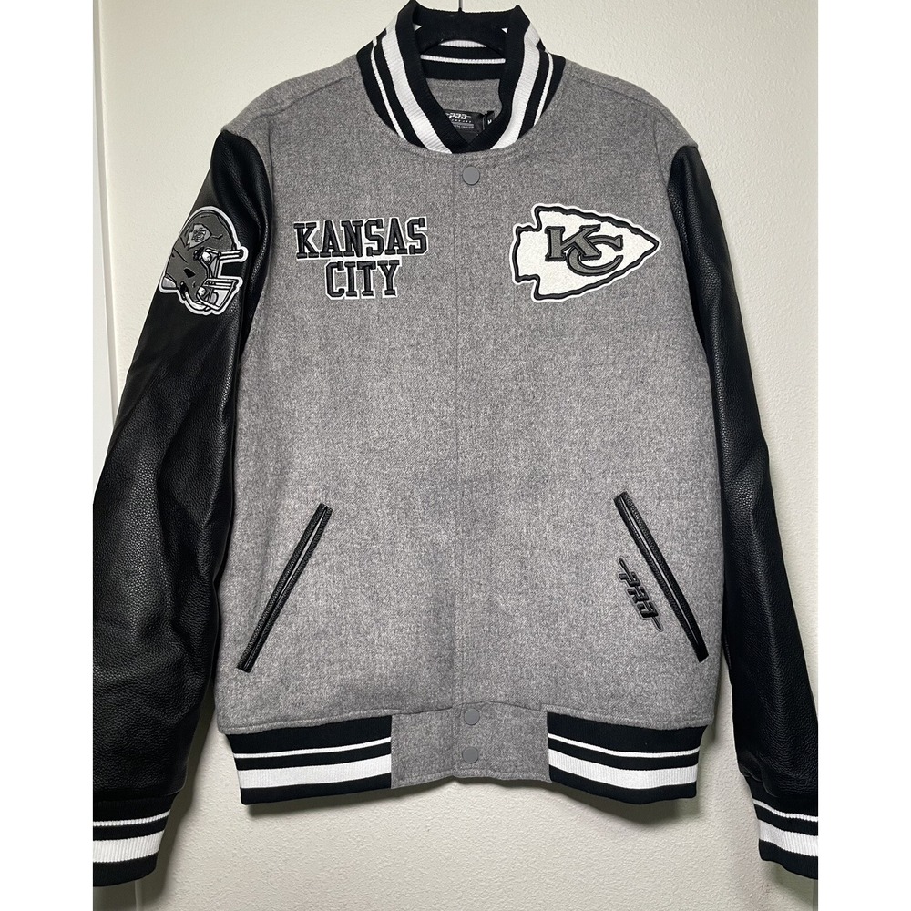 Pro Standard‎ - NFL KC Chiefs  Old English Men's Gray Wool Varsity Jacket Medium